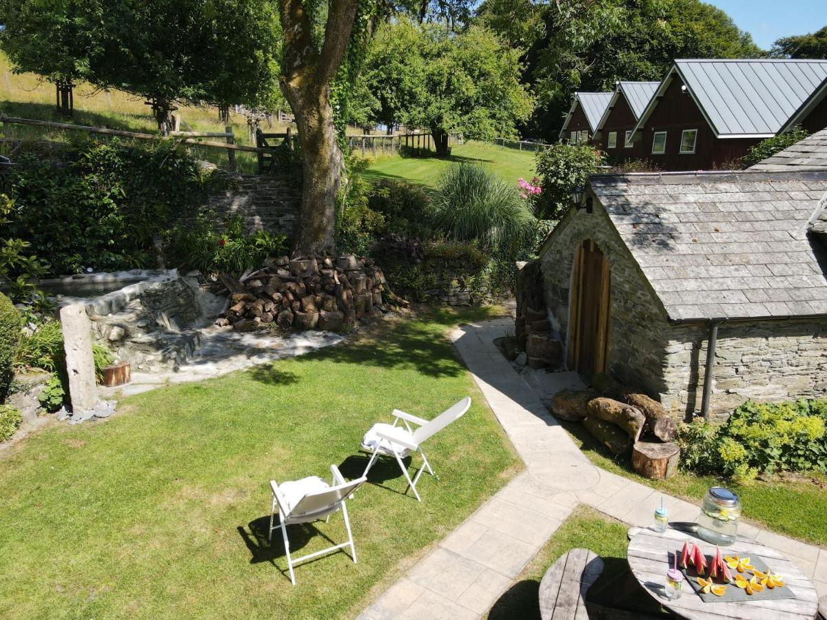 Ta Mill Cottages & Lodges - Meadowview Chalet 1 ローンソン エクステリア 写真