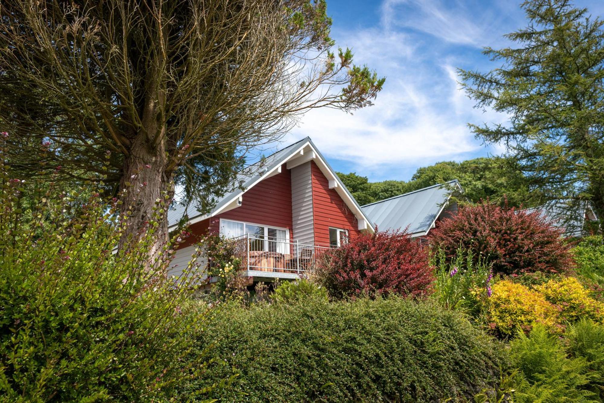 Ta Mill Cottages & Lodges - Meadowview Chalet 1 ローンソン エクステリア 写真